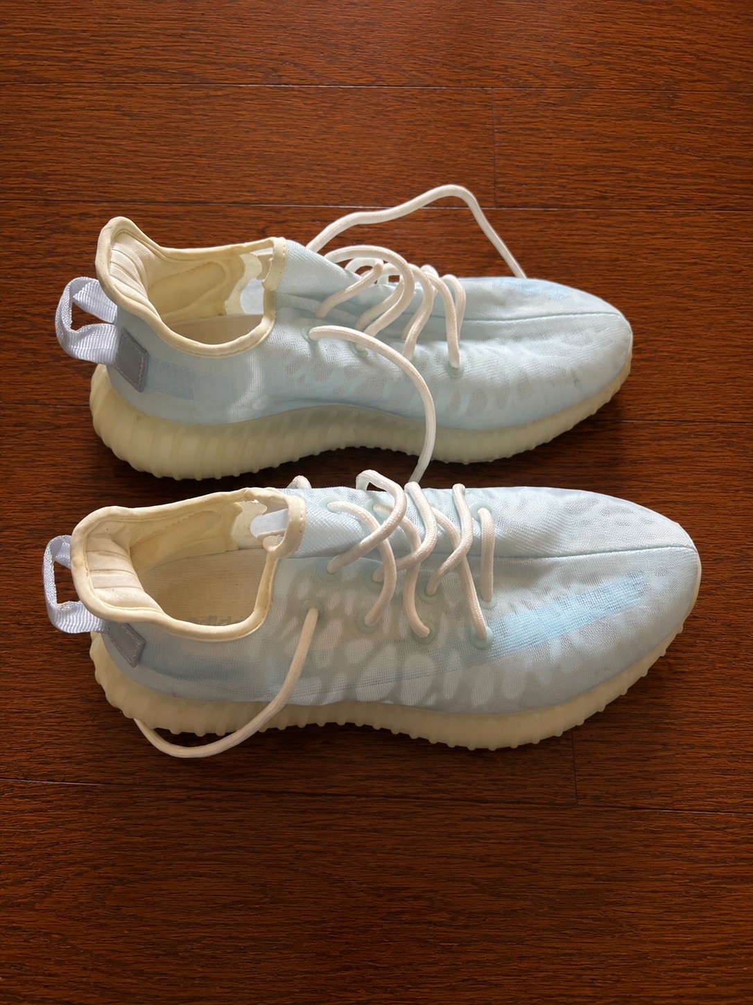 Yeezy Boost 350 V2 ‘Mono Ice’ Signature Sneakers Mens Size 8