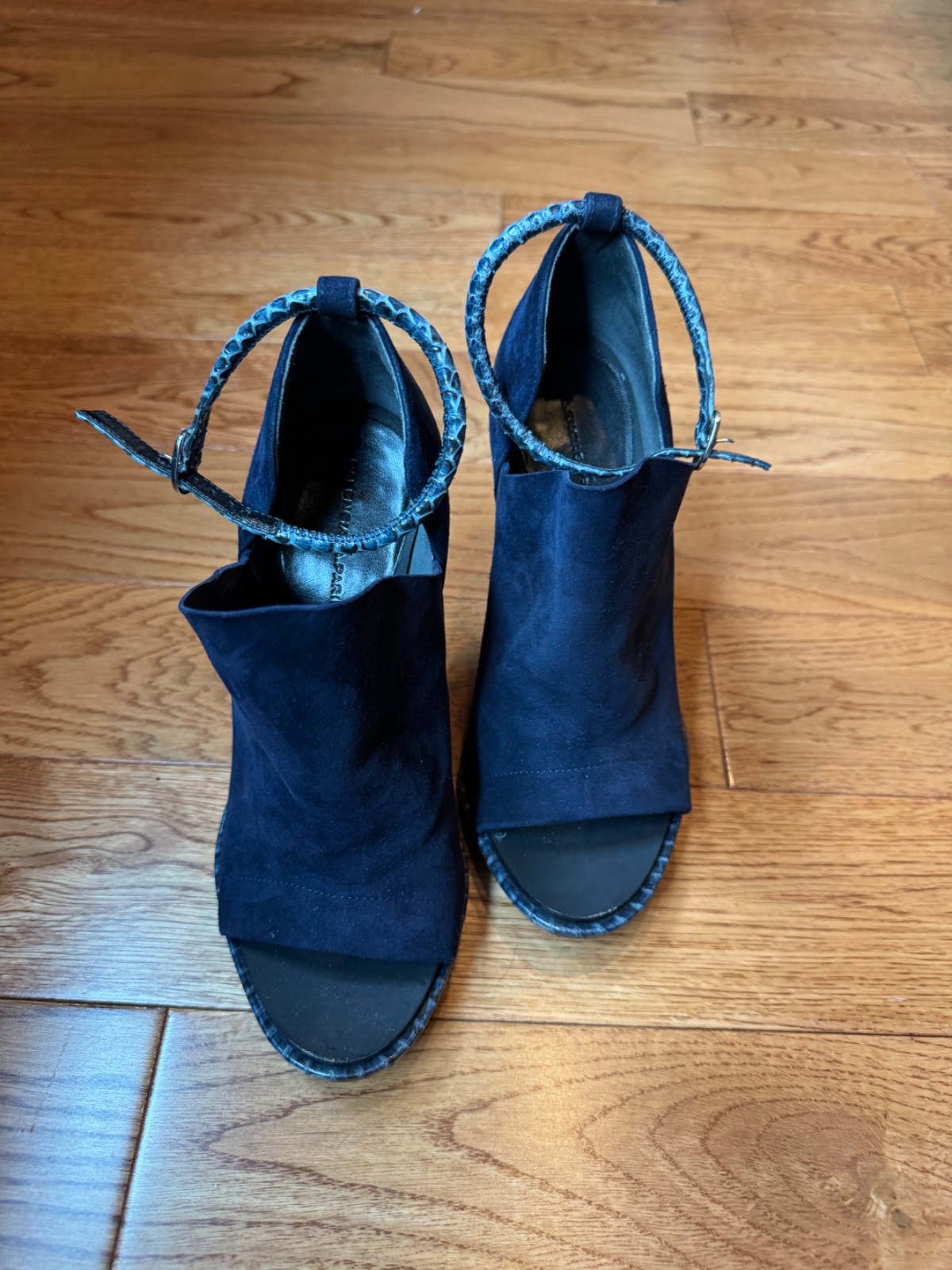 Balenciaga 11 cm heel blue suede open toe shoes size 36.5 made in italy