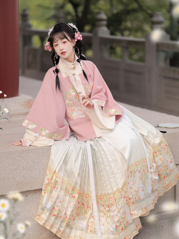 Autumn Hanfu Dress Rabbit Square Collar Top Women Embroidery Princess