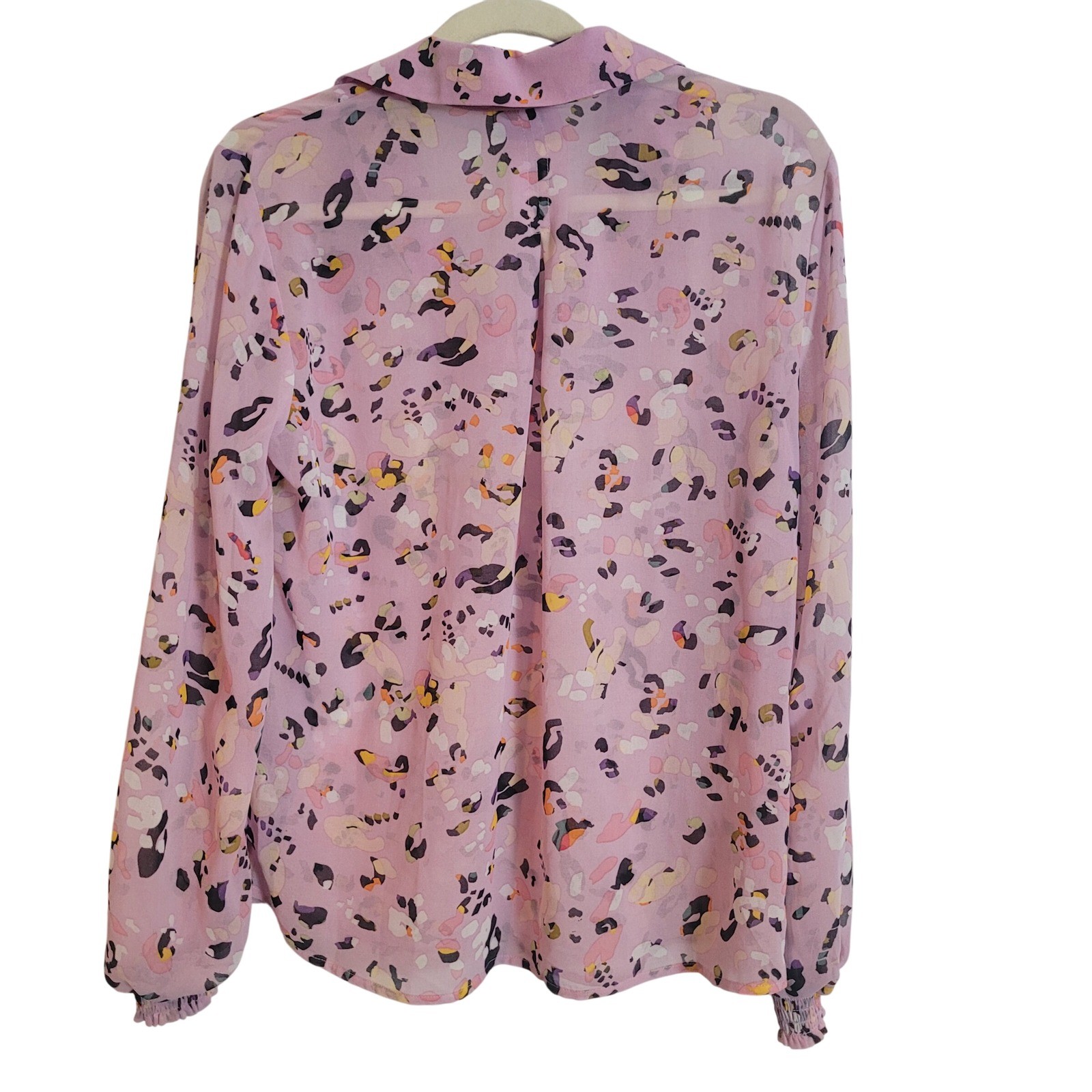 Cabi Womens Pink Animal Print Chiffon V-Neck Sheer Blouse Smocked Cuff Small