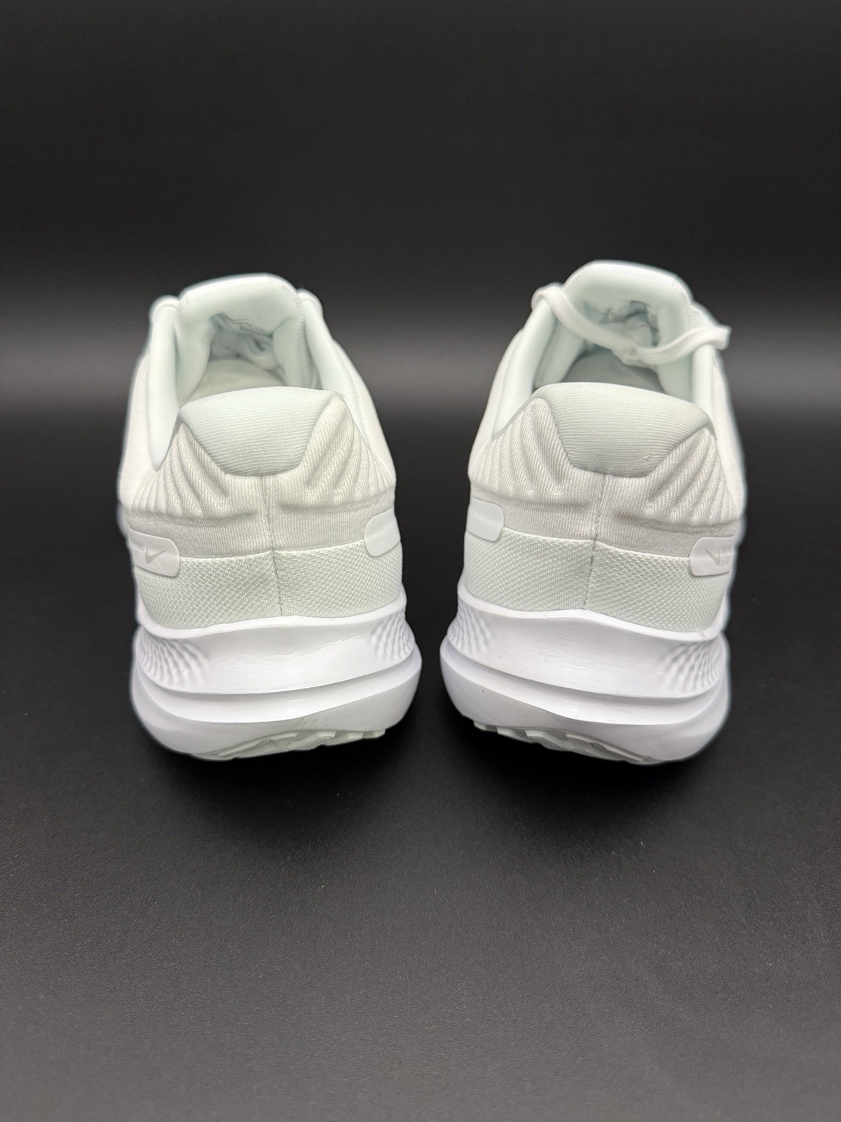 Nike Quest 5 Triple White Gray Athletic Running Sneakers DD0204-100 Men Size