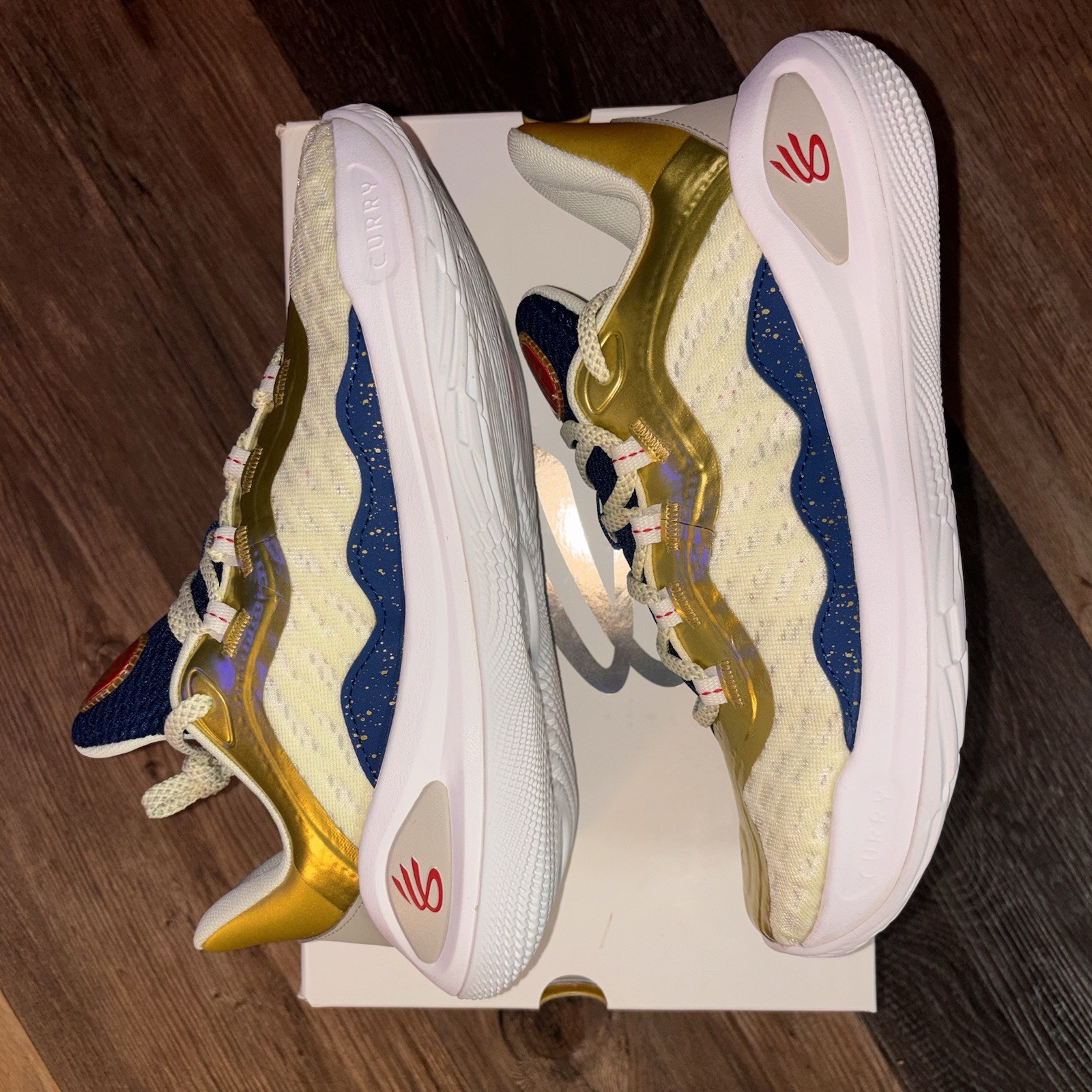 Under Armour GS Curry 11 CM Basketball Gold Blue Size 7Y