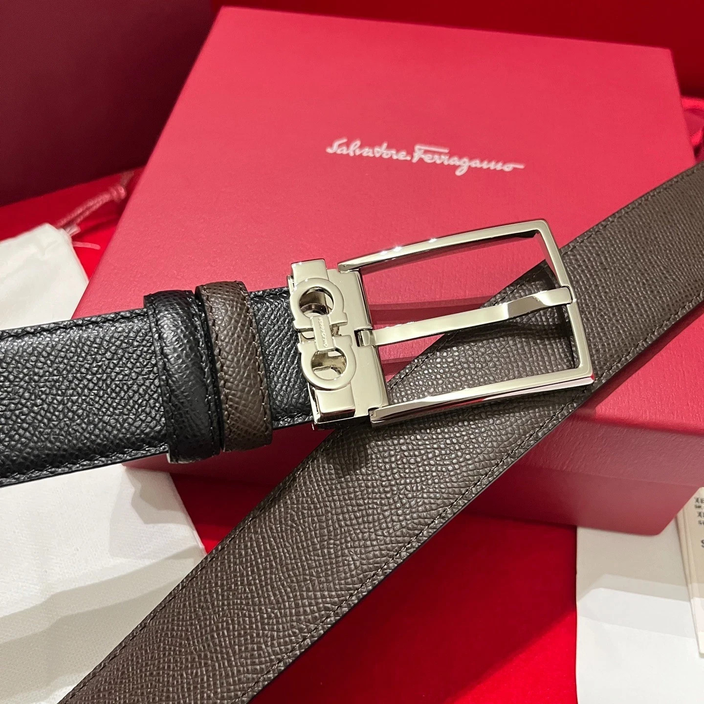 Salvatore Ferragamo Reversible Belt Leather Pin Buckle Classic New