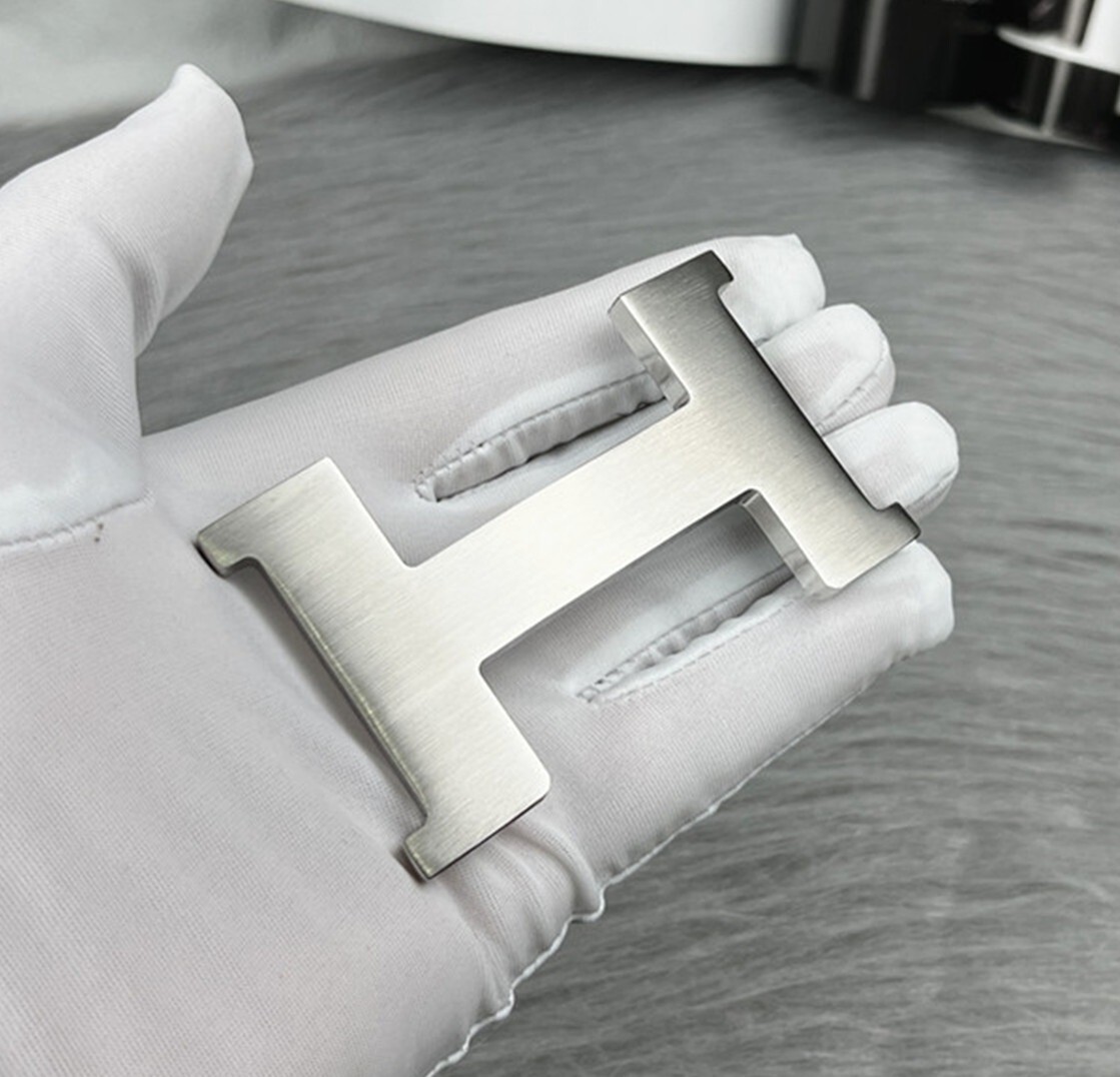 38mm H Silver Brushed Constance Belt Buckle