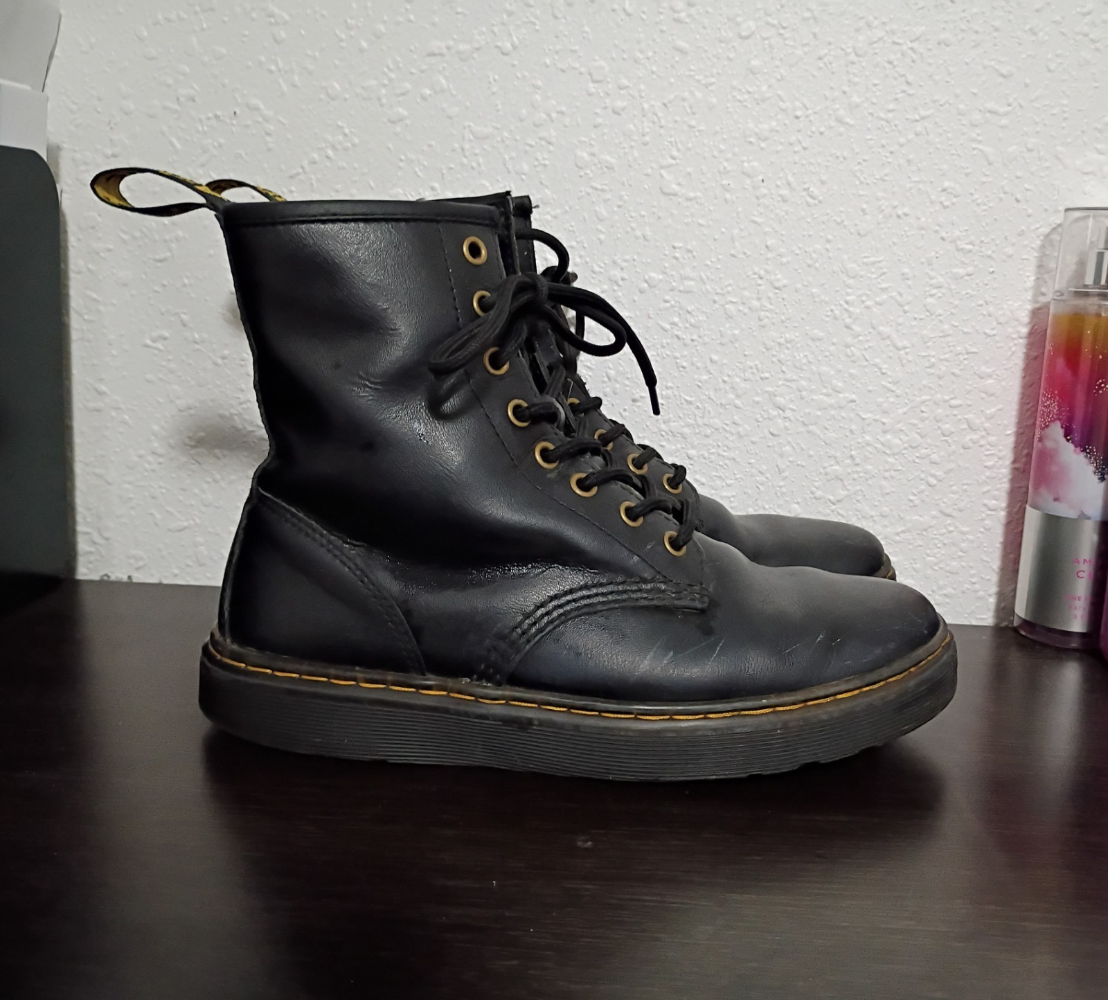 Dr. Martens Men’s Black Leather Lace-Up Combat Ankle Boots US 7 UK 6 EU 39