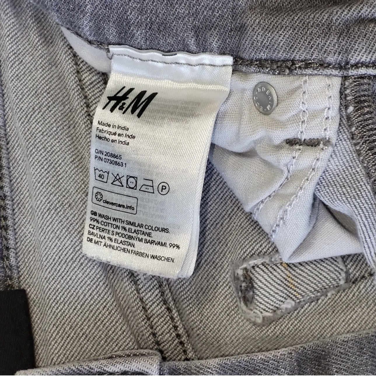 H&M Grey Skinny Coupe Moulante Jeans with Distressed Details 29 x 32