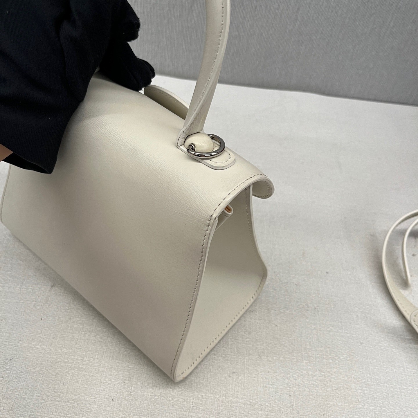 Delvaux Pre-Owned Authentic Crossbody Bag 20*14.5*11cm Free Tracked Shipping