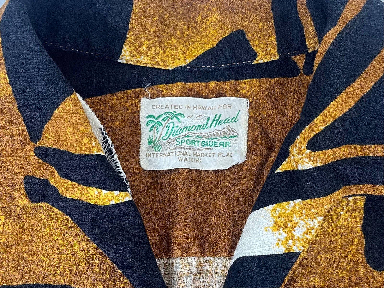 Vintage 1960s 70s Diamond Head Hawaii Tiki Barkcloth Pullover Shirt Mens M Mod