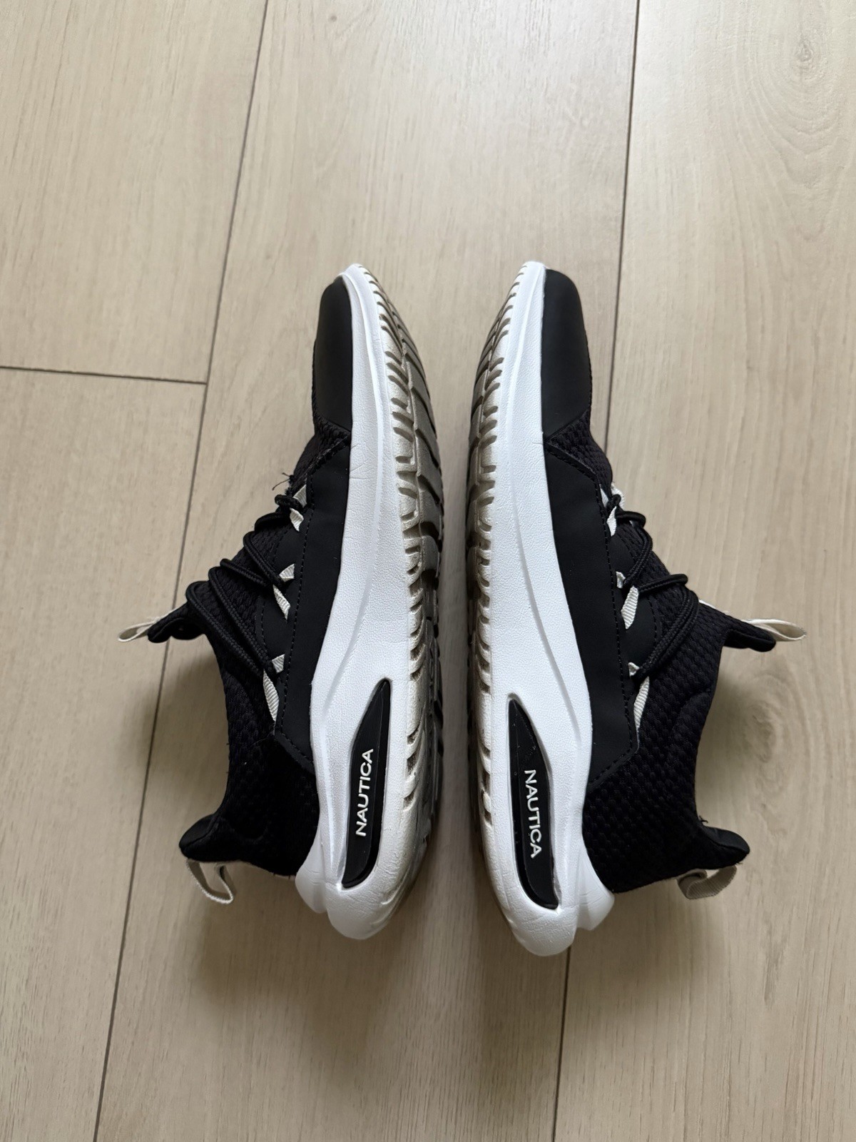 Nautica SWIMM Y Men’s Athletic Sneakers Black White Fabric US7 UK6 EU39