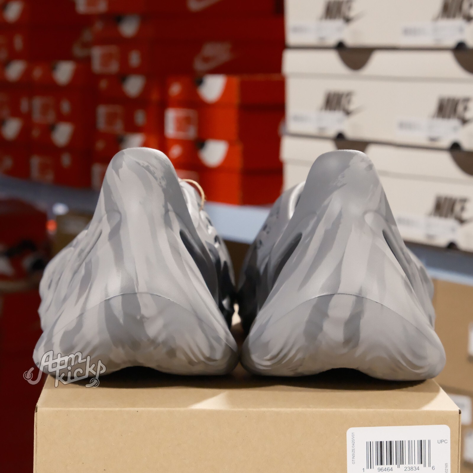 *Expedited shipping*SALE* Adidas Yeezy Foam RNR MX Granite IE4931 Men’s