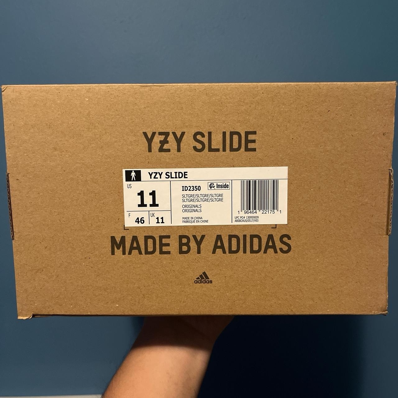 ADIDAS YEEZY SLIDES (ONYX)