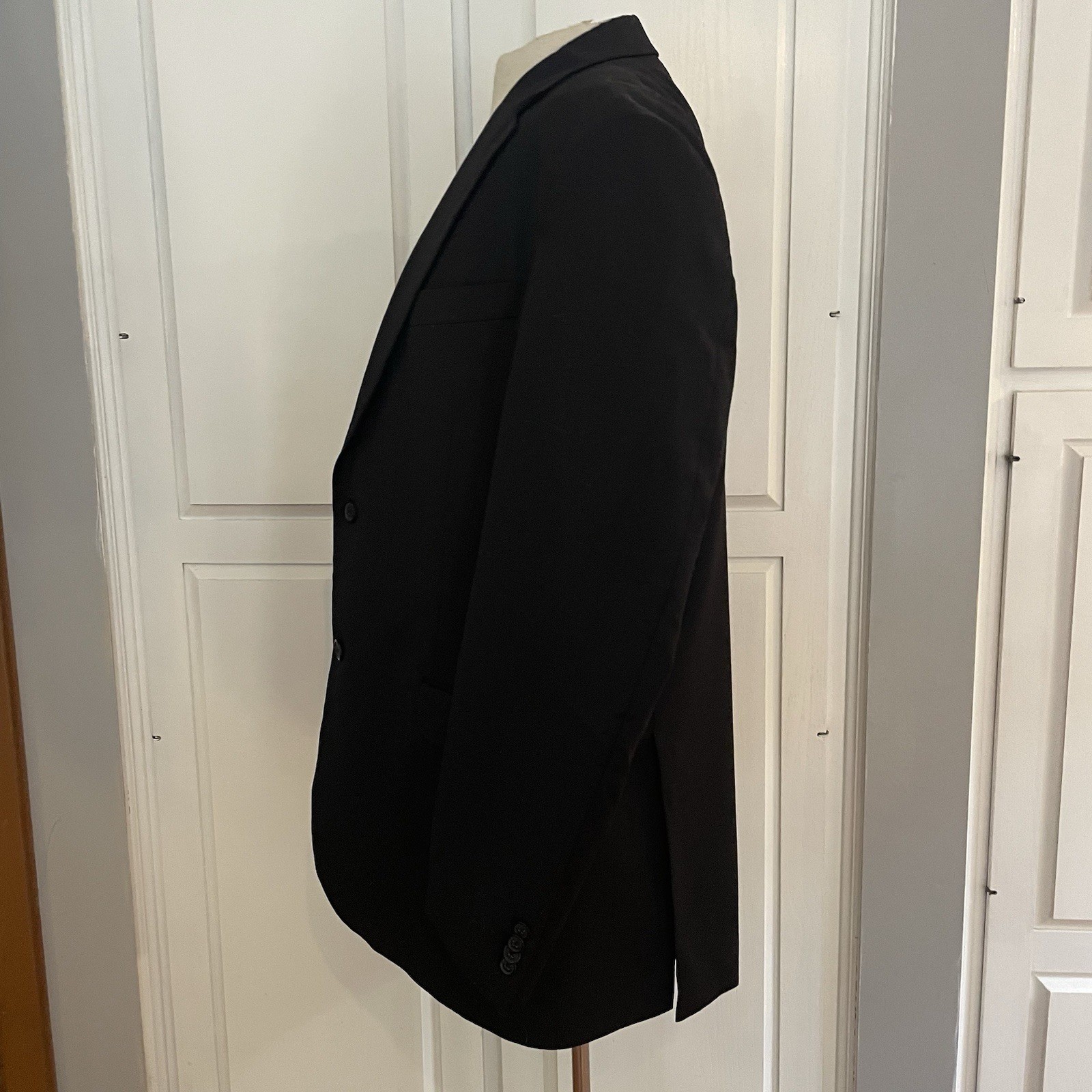 Tommy Hilfiger 42L Sport Coat 100% Wool All Black Two Button Double Vented
