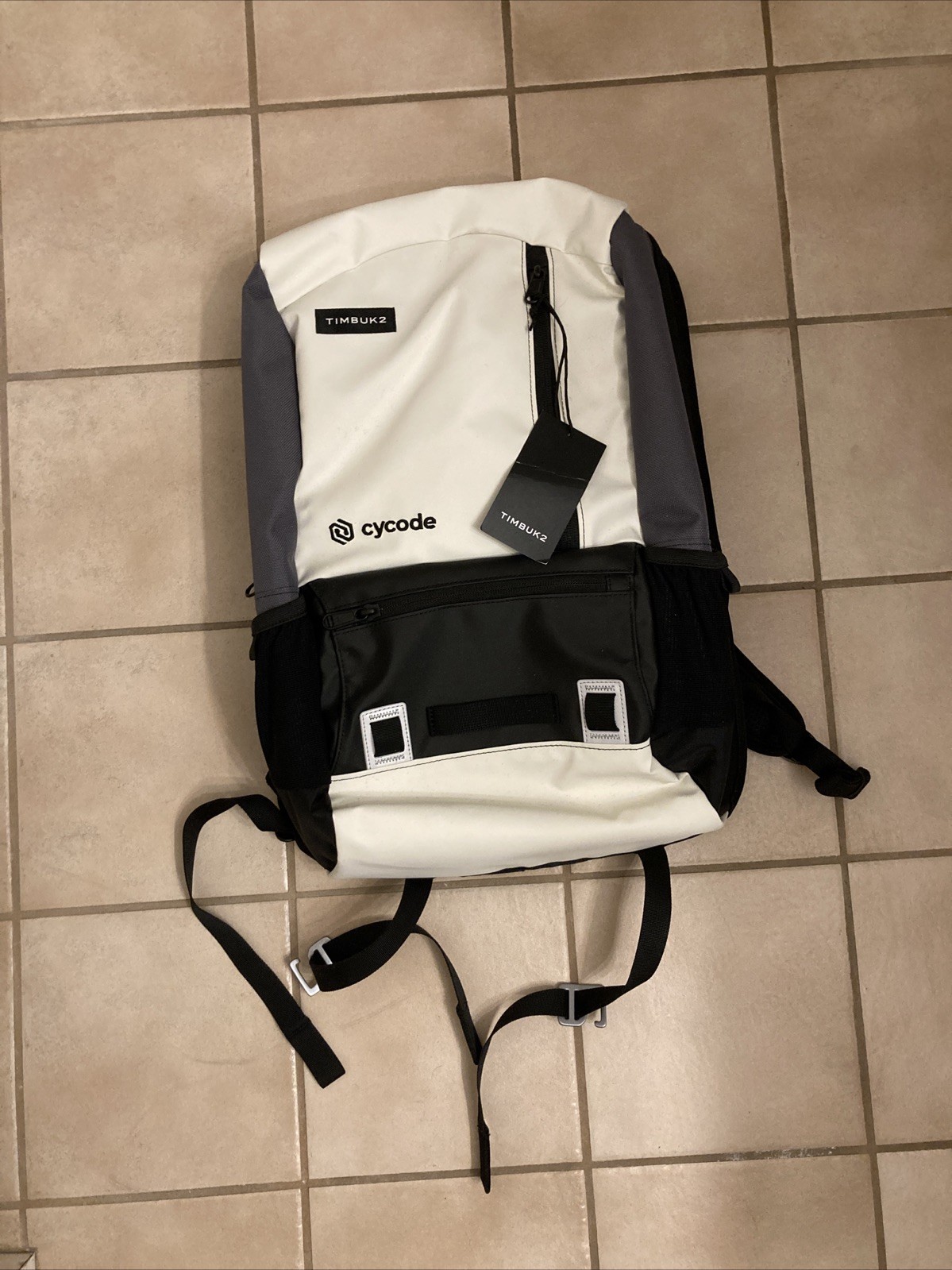 Timbuk2 Alcatraz Backpack Water Resistant Laptop Bag Air Mesh Back Cyclode Logo