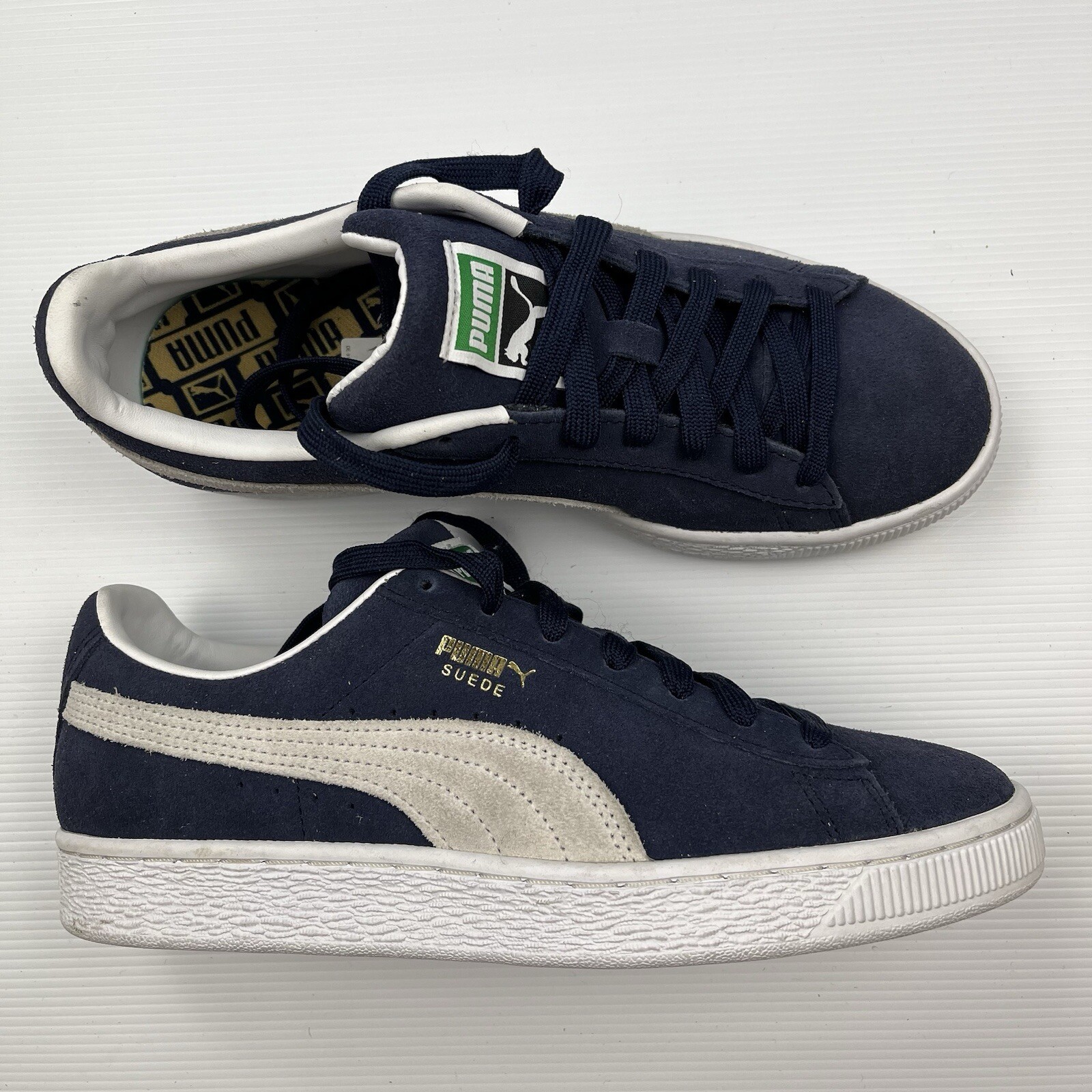 Puma Suede Shoes Sneakers Dark Blue Unisex Size 7 US 6 UK 39 EUR Great Condition
